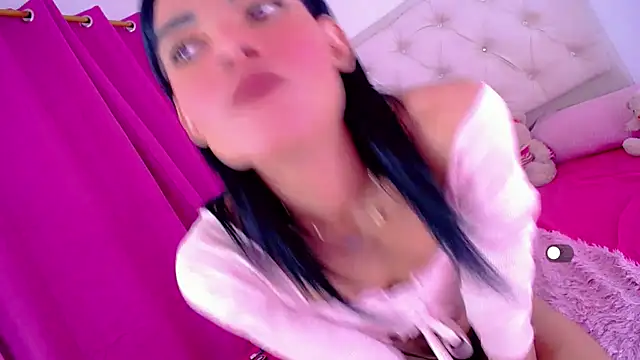 Theylor Rouse online show from July 25, 7:37 am