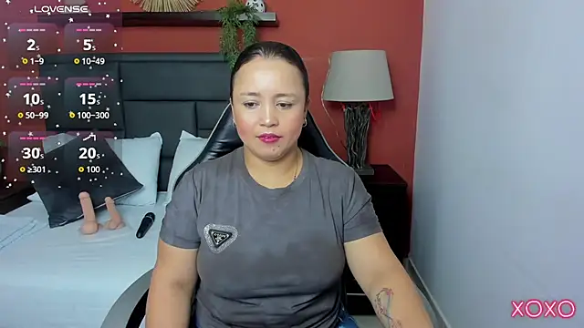 linda rios  online show from December 19, 2:16 am