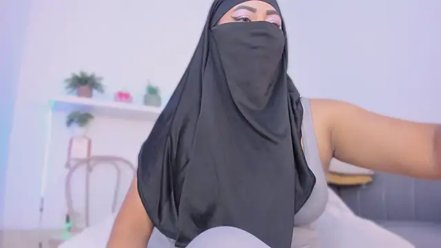 jazmin anbar online show from October 17, 7:50 pm