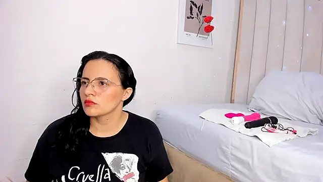 africa holmes online show from May 28, 2:42 am