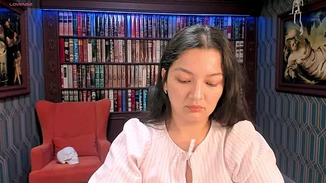 Snapshot of ZarifaBev chatting on September 12, 10:28 pm ZarifaBev online show from September 12, 10:28 pm