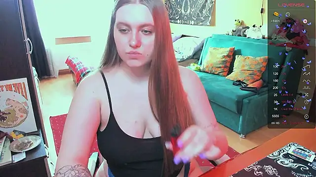 Alice Dreamgirl  online show from February 21, 11:00 am