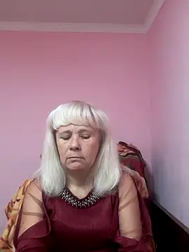 sakura blonde online show from December 3, 6:05 am