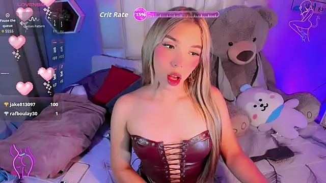 Aileen 18 online show from November 30, 6:17 am