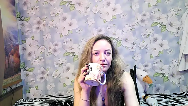 KattyLuuu online show from September 27, 9:22 pm