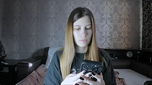 Agnes Allenn online show from November 23, 10:28 am