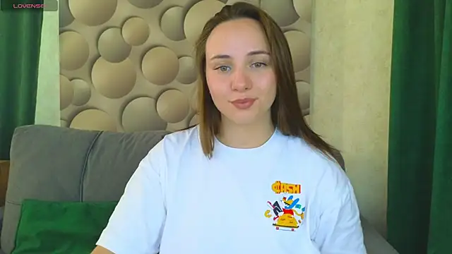 Snapshot of Cute_smile_sharon chatting on September 26, 11:08 am Cute smile sharon online show from September 26, 11:08 am