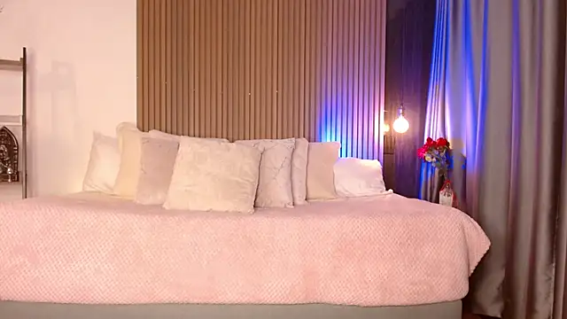 Sienna Blake  online show from October 22, 8:03 pm