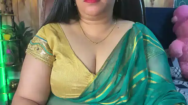 FlatVincy4 online show from March 23, 3:07 pm