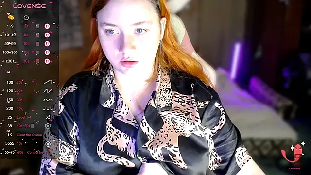 Bitchy Lily online show from November 25, 6:04 am