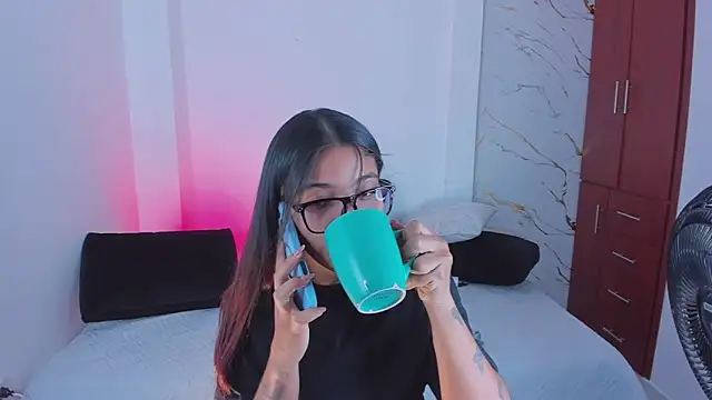 martina roldam online show from March 21, 3:22 am