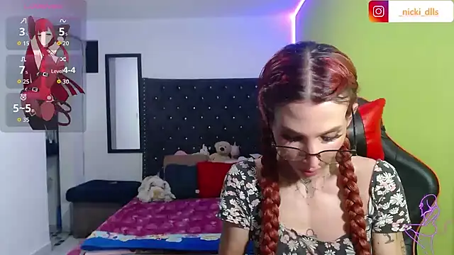 supradoll online show from January 17, 7:27 am