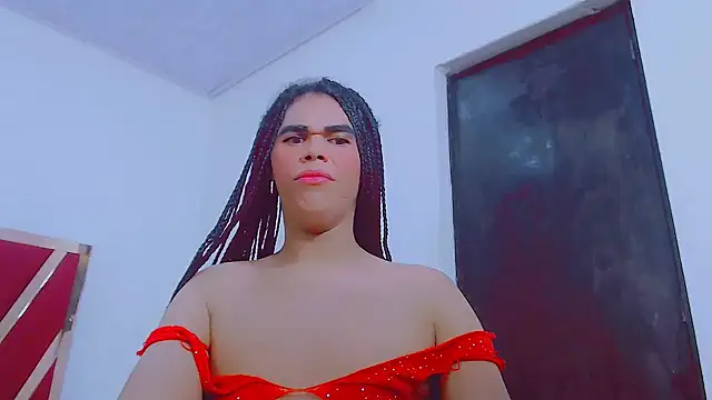 Snapshot of xiomara_naughtyx chatting on October 15, 4:04 am xiomara naughtyx online show from October 15, 4:04 am