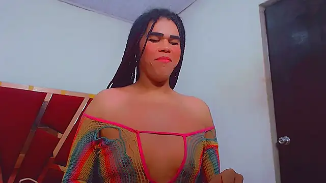 Snapshot of xiomara_naughtyx chatting on October 2, 8:03 pm xiomara naughtyx online show from October 2, 8:03 pm