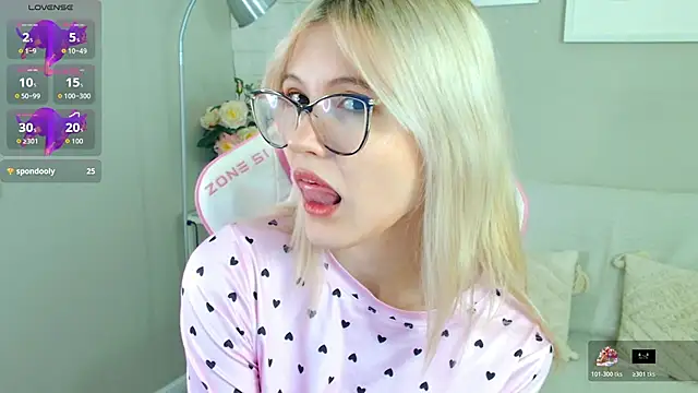 NellieLoyns online show from November 16, 5:24 pm