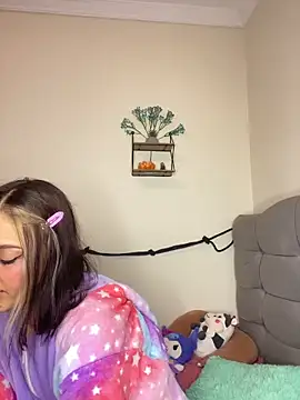 BlueStoneX online show from December 16, 6:52 am