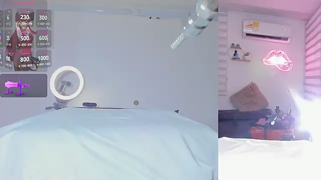 Maria Jones  online show from February 20, 2:10 am