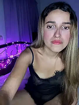 Snapshot of faby_Hot chatting on October 30, 3:09 am faby Hot online show from October 30, 3:09 am