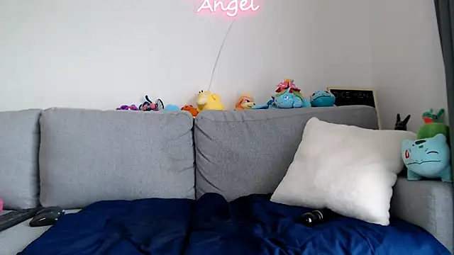 OrientalAngel online show from December 17, 4:27 am