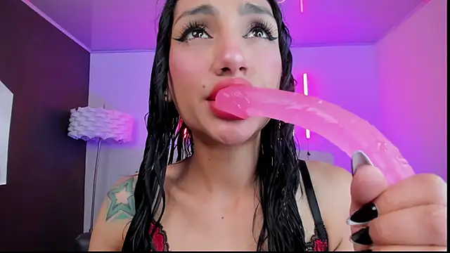 miss   evangeline online show from January 8, 2:15 am