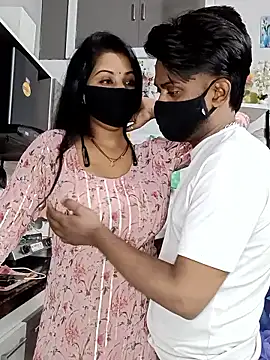 Best-Couple online show from March 20, 8:41 am