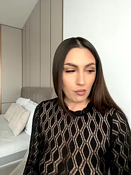 claraxjoyy online show from October 14, 5:43 am