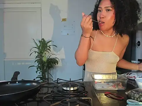 bronwgirl69 online show from October 16, 2:36 am