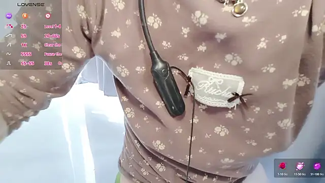 Lucky-xiuxiu online show from November 21, 7:10 am