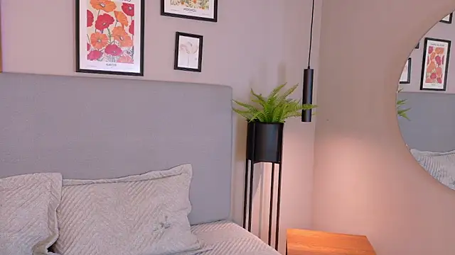 AbieHills online show from February 21, 11:44 am