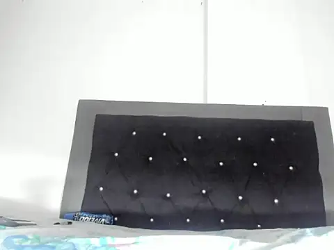 violetadumsper online show from January 19, 5:36 am