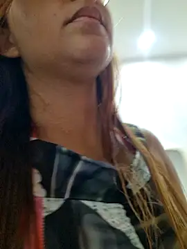 AliceRuivinha2 online show from March 18, 8:14 pm