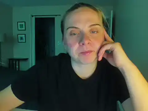 HappyIva online show from September 24, 4:06 pm