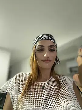 Samantha bigboobs online show from February 14, 11:29 pm