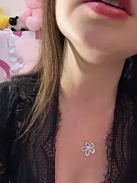 SSSniang- online show from November 3, 12:20 pm