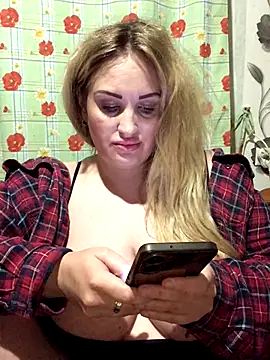 VikiiStoun online show from September 12, 8:38 pm