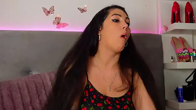 TanyaKros online show from November 26, 6:03 am