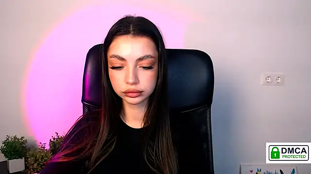 Lexi Jous online show from November 11, 2:25 pm