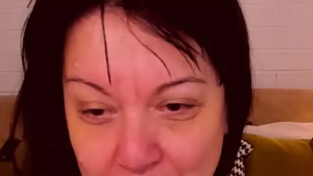 SarahGrays online show from March 20, 4:17 am