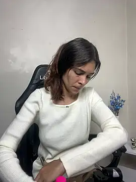 Aleska Miami online show from April 13, 2:29 pm