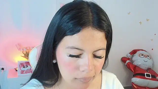 sweet dania  online show from February 18, 5:50 am