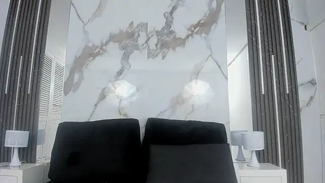 Snapshot of Kim_Lennon chatting on October 18, 1:47 pm Kim Lennon online show from October 18, 1:47 pm