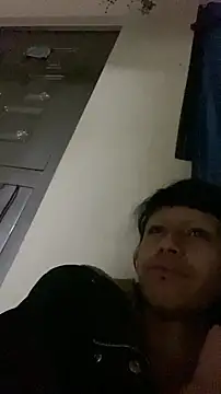 Naicollsxxx online show from November 19, 4:34 am