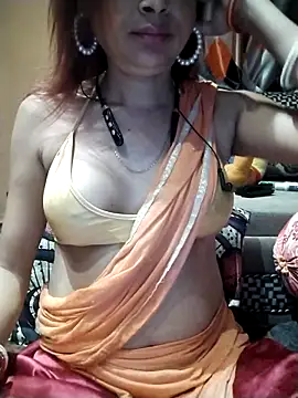 SANA-LEONI online show from November 26, 8:10 pm