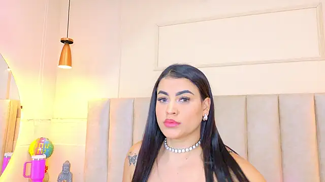 AlynAllen online show from April 9, 7:41 pm