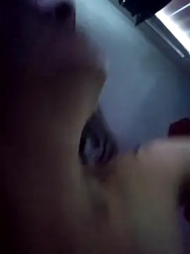 xxxshimmer online show from January 15, 4:46 pm