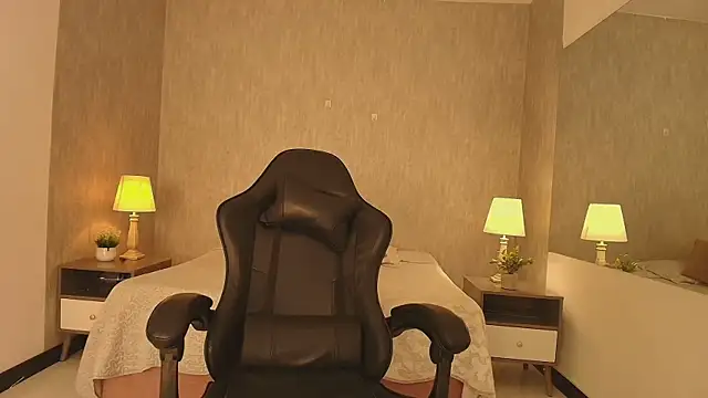 victoriapalmerfg online show from January 17, 3:36 am