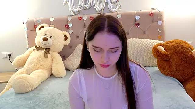 Lilliana Moon online show from February 19, 11:43 am