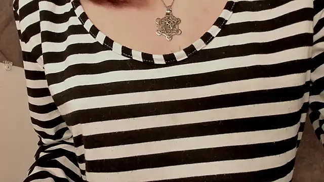 SabrinaSpell  online show from December 19, 11:57 am