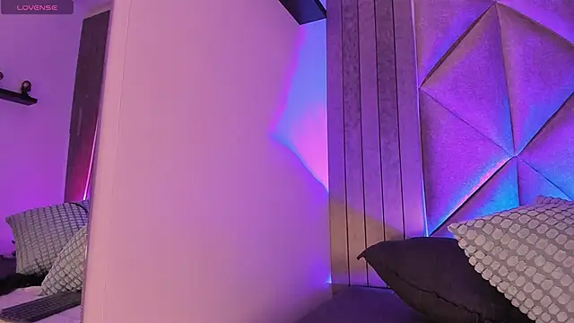 SabrinaSpell  online show from September 15, 12:35 pm