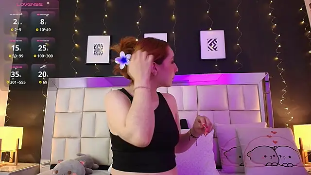 Snapshot of anastasia_windel chatting on October 18, 7:37 pm anastasia windel online show from October 18, 7:37 pm